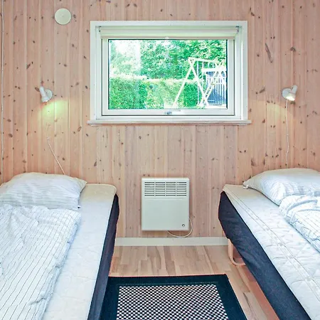 Dom wakacyjny Lovely In With Sauna *