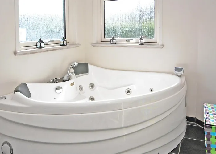 Lovely In With Sauna בית נופש *