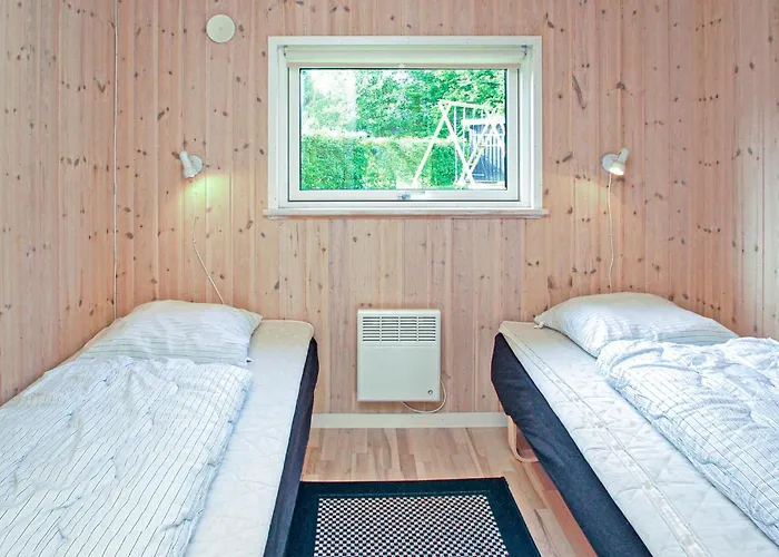 Дом отдыха Lovely In With Sauna *